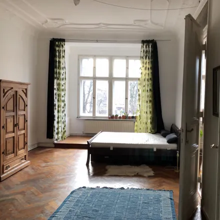 Rent this 4 bed room on Skalitzer Straße 100 in 10997 Berlin, Germany