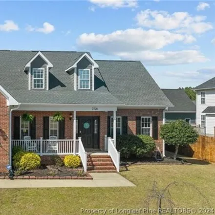 Buy this 5 bed house on 2738 Thursby Cross in Fayetteville, NC 28306