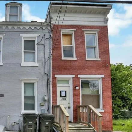 Buy this 3 bed house on 1239 Bailey Street in Harrisburg, PA 17103