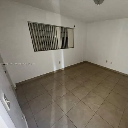 Image 3 - 246 East 7th Street, Hialeah, FL 33010, USA - House for rent