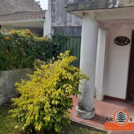 Buy this 2 bed house on Escuela EGB Nº 13 in Las Heras 1616, Partido de Escobar