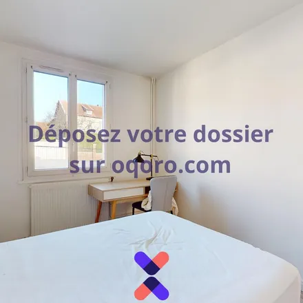 Image 9 - 56 Route de Darnétal, Jardin Astéroïde, 76000 Rouen, France - Apartment for rent