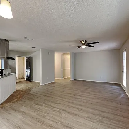 Image 9 - 291 Northeast Craig Street, Burleson, TX 76028, USA - Apartment for rent