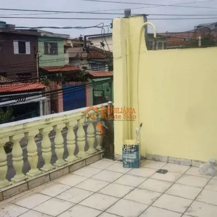 Rent this 1 bed house on Rua Visconde de Cairú in Picanço, Guarulhos - SP