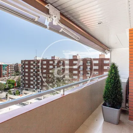 Rent this 4 bed apartment on Escola Superior de Medicina Xinesa in Gran Via de Carles III, 08001 Barcelona