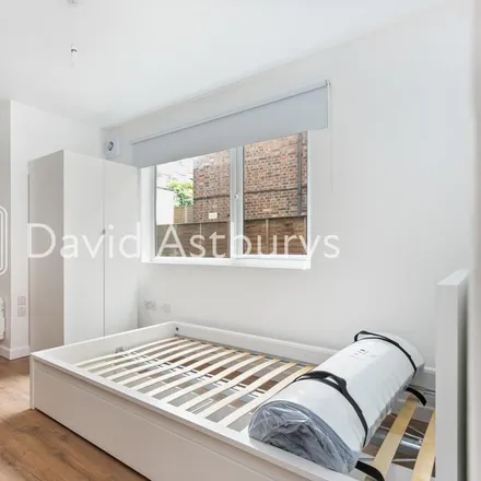 Image 4 - Talbot Road / North Hill, Archway Road, London, N6 4HU, United Kingdom - Apartment for rent