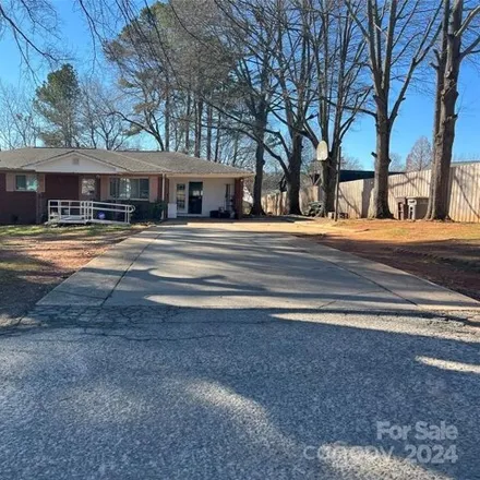 Buy this 5 bed house on Sophia Street in Shady Brook, Kannapolis