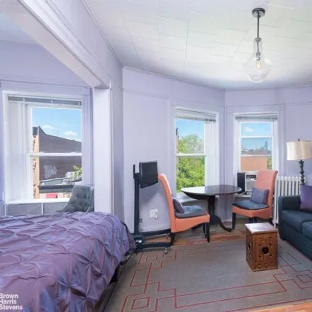 Image 7 - 139 7th Ave, Brooklyn, New York, 11215 - House for sale