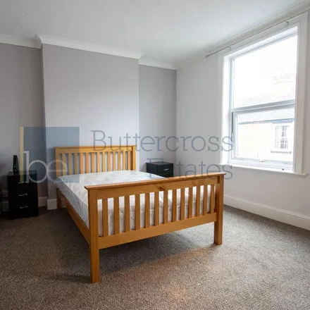 Rent this 1 bed room on Crown Street in Newark on Trent, NG24 4UY