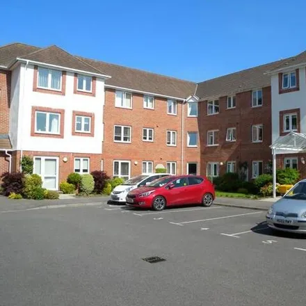 Image 2 - Pinewood Court, Station Road, West Moors, BH22 0HR, United Kingdom - Apartment for sale