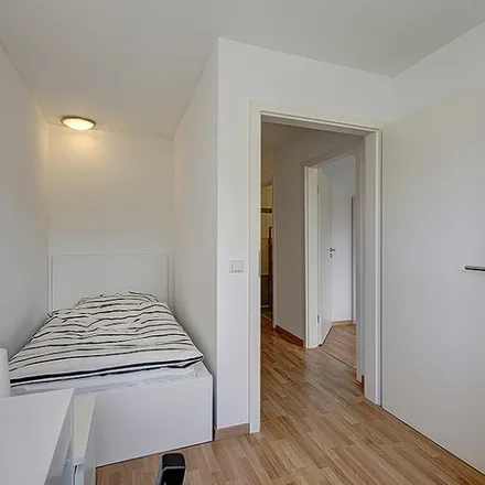 Rent this 4 bed room on Rosensteinbrücke (Ersatz) in Wilhelmastraße, 70376 Stuttgart