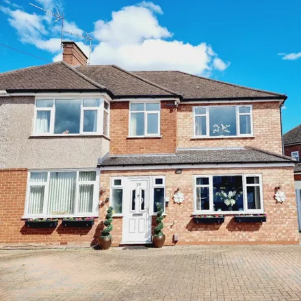 Rent this 4 bed house on Whitmore Road in Warwick, CV31 2JG