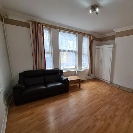 Rent this 2 bed apartment on Tasties Newsagents in 291 Chester Road, Manchester