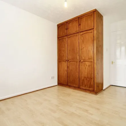 Rent this 1 bed apartment on Hutchins Close in London, RM12 6NL