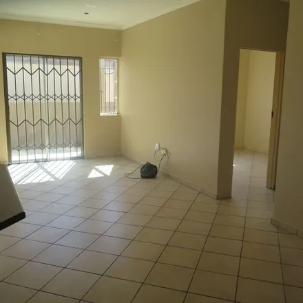Image 4 - Ridge Avenue, Hoëveldpark, eMalahleni, 1042, South Africa - Townhouse for rent