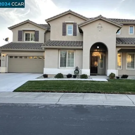 Buy this 6 bed house on 3076 Sparrow Drive in Sacramento, CA 95834