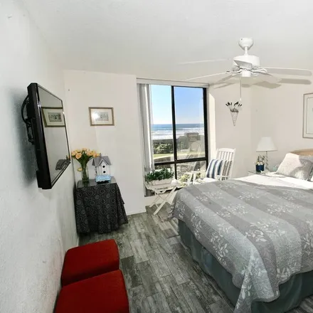 Rent this 2 bed condo on Oceanside