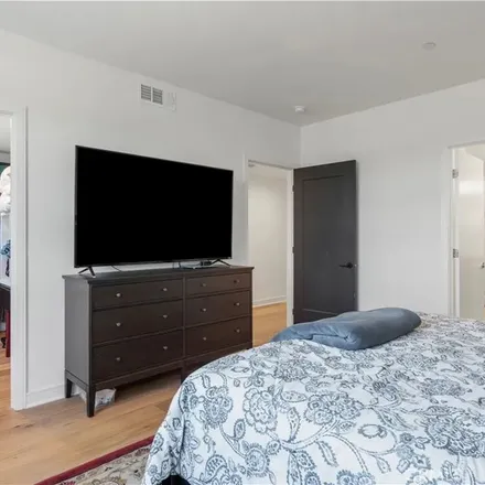 Rent this 3 bed apartment on 1100 White Knoll Drive in Los Angeles, CA 90012