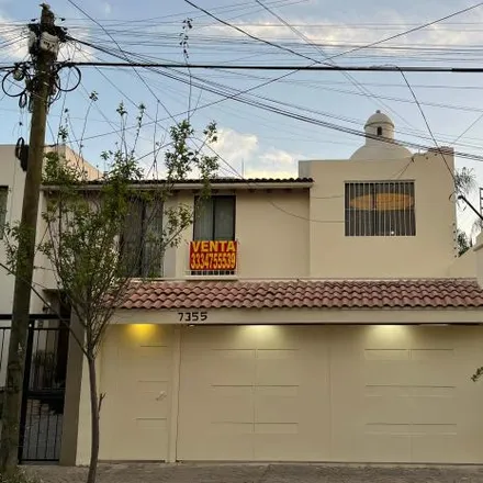 Image 2 - Calzada de los Cedros, Ciudad Granja, 45017 San Juan de Ocotán, JAL, Mexico - House for sale