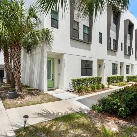 Rent this 3 bed townhouse on 1382 West Gray Street in Tampa, FL 33606