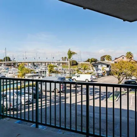 Image 2 - Peninsula Road, Oxnard, CA 93035, USA - Condo for sale