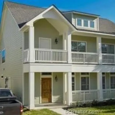 Rent this 5 bed duplex on 302 Cooner Street in College Station, TX 77840