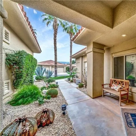 Image 6 - Rancho Mirage Country Club, Kavenish Way, Rancho Mirage, CA 92276, USA - Condo for sale