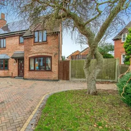 Buy this 5 bed house on Needham Close in Oadby, LE2 4UL