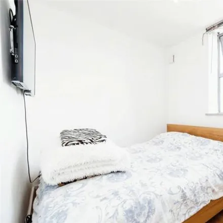 Image 4 - The Lumiere Building, Romford Road, London, E7 8AY, United Kingdom - Apartment for sale