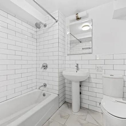 Image 4 - 218A Henry Street, New York, NY 11201, USA - Apartment for rent