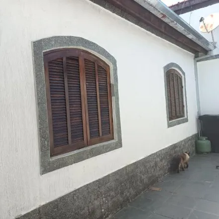 Buy this 3 bed house on Avenida dos Migrantes in Parque Meia Lua, Jacareí - SP