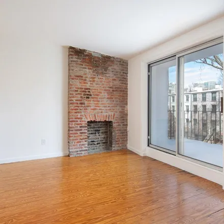 Rent this 3 bed townhouse on 175 Bergen Street in New York, NY 11217