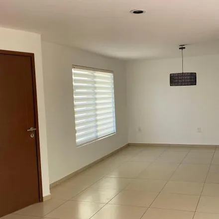 Rent this 2 bed house on Calle Alfonso Gravioto in Venustiano Carranza, 45190 Zapopan