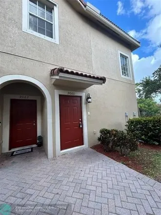 Image 3 - 9018 Plymouth Place, Tamarac, FL 33321, USA - Condo for rent