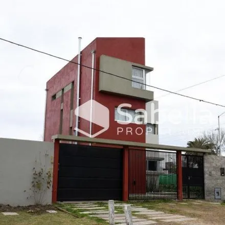 Buy this 4 bed house on Calle 27 in Partido de La Plata, Manuel B. Gonnet