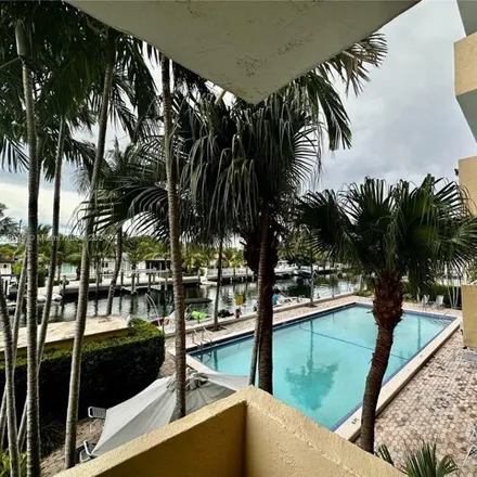 Buy this 1 bed condo on 2350 Northeast 135th Street in Keystone Islands, North Miami