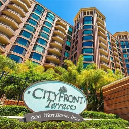 Buy this 1 bed condo on 500 W W Harbor Dr in San Diego, California