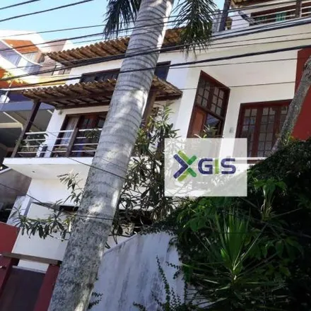 Buy this 6 bed house on Rua Cento e Cinquenta in Camboinhas, Niterói - RJ