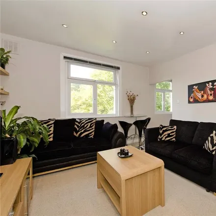Rent this 1 bed apartment on Hillmarton Road in London, N7 9JF