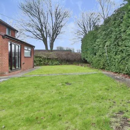 Image 3 - Deans Drive, Hull, HU8 9BU, United Kingdom - House for sale