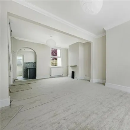 Image 3 - Canon Road, Widmore Green, London, BR1 2SS, United Kingdom - Townhouse for sale