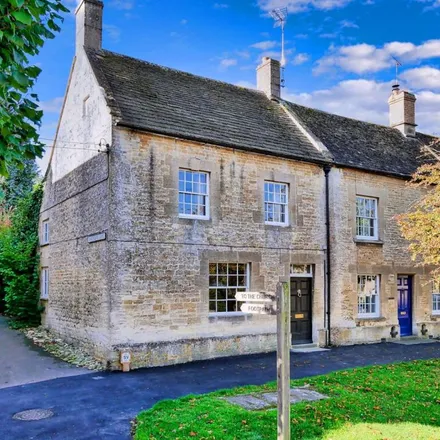 Rent this 3 bed apartment on Fire Station in West End, Northleach