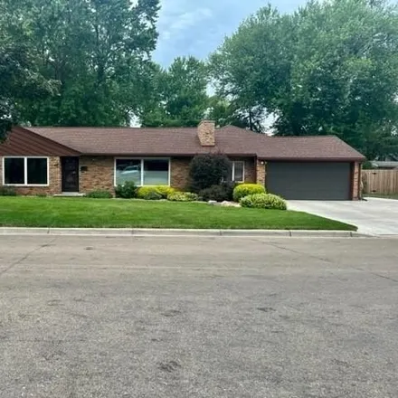 Buy this 4 bed house on 314 Meredith Road in Albert Lea, MN 56007