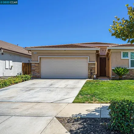 Buy this 4 bed house on 1524 Sycamore Drive in Oakley, CA 94561