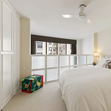 Image 7 - 250 West 89th Street, New York, NY 10024, USA - Condo for sale