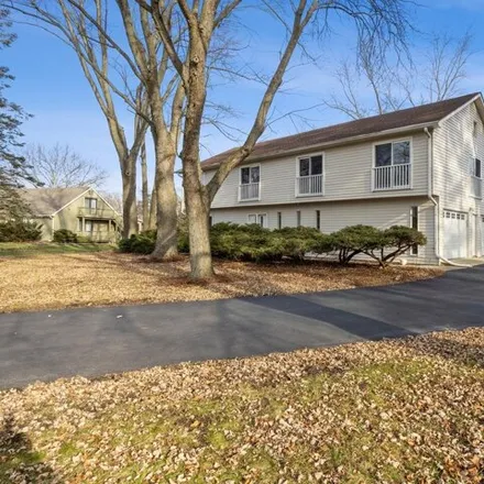 Buy this 5 bed house on Walnut Lane in South Barrington, Barrington Township