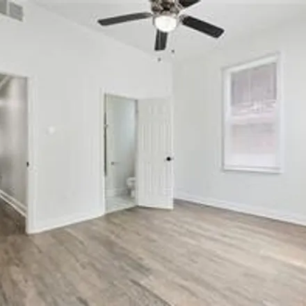 Image 7 - 2332 Chippewa Street, New Orleans, LA 70130, USA - House for sale