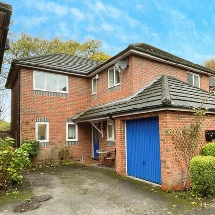Buy this 4 bed house on The Hollies in Manchester, M20 2GD