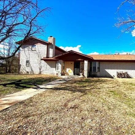 Buy this 3 bed house on Avenue M in Brownwood, TX 76801
