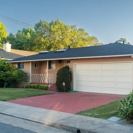Rent this 3 bed house on 284 Spuraway Drive in Hayward Park, San Mateo